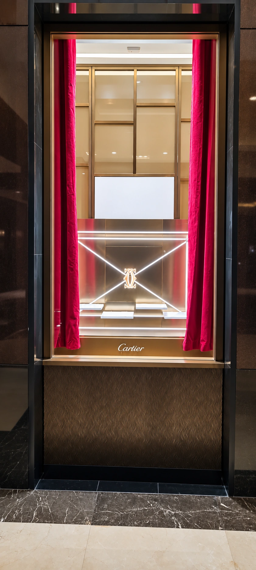 Cartier — Entrance detail