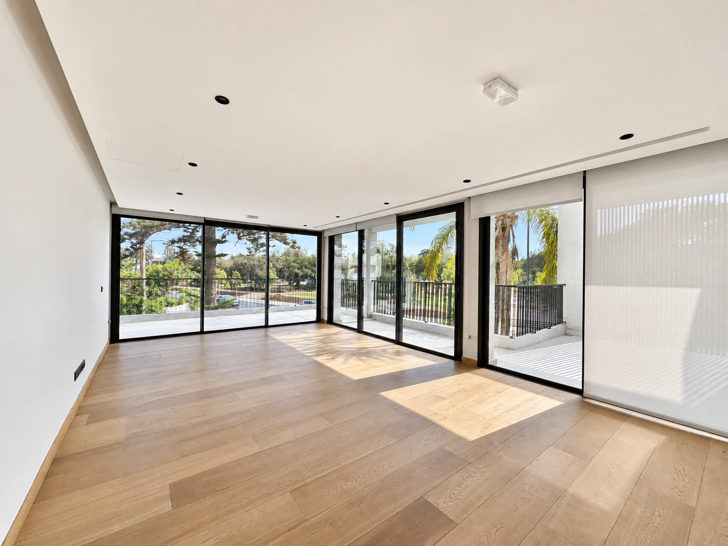 Villa — view 04