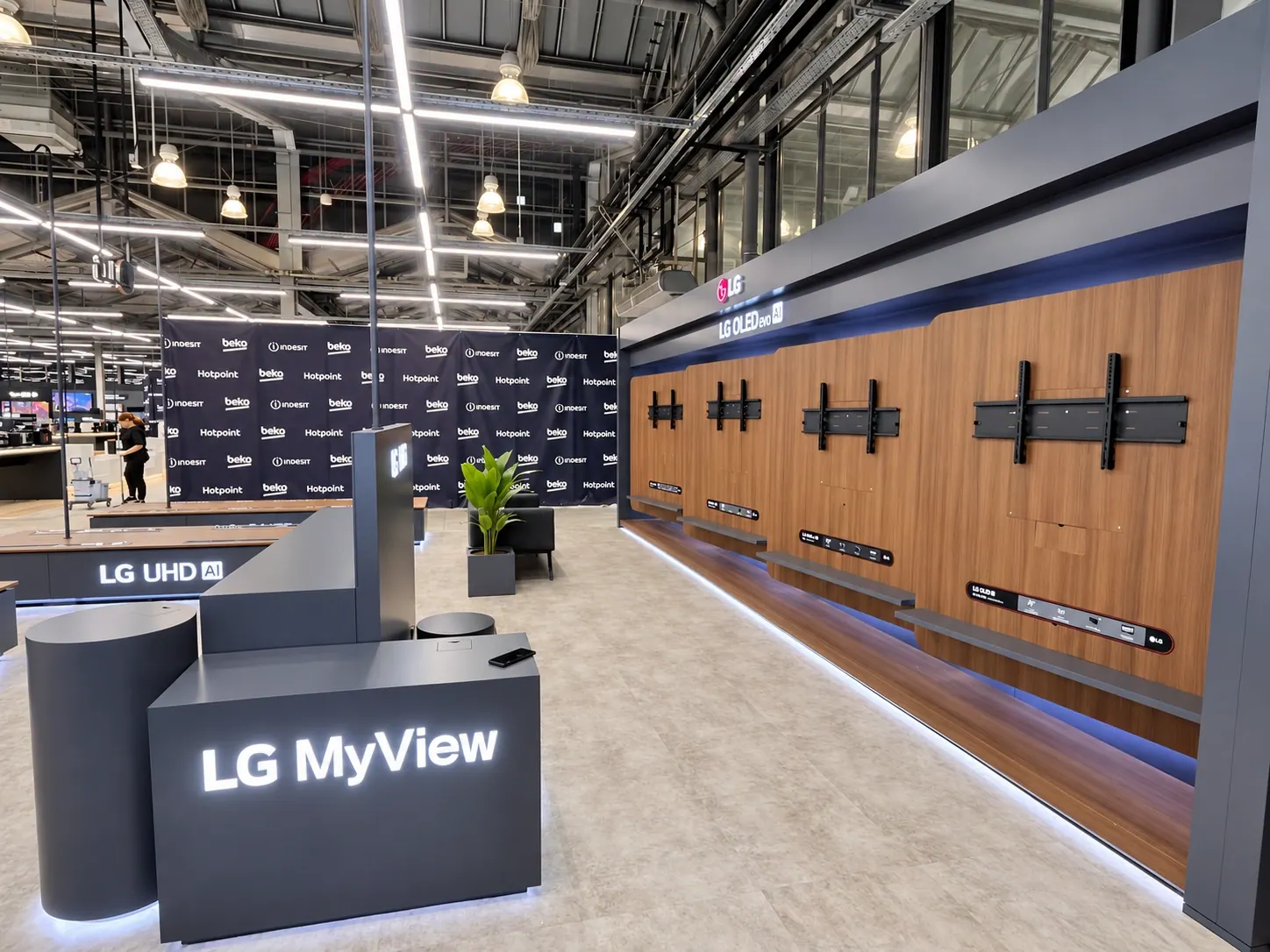LG Retail Displays – Ansicht 03
