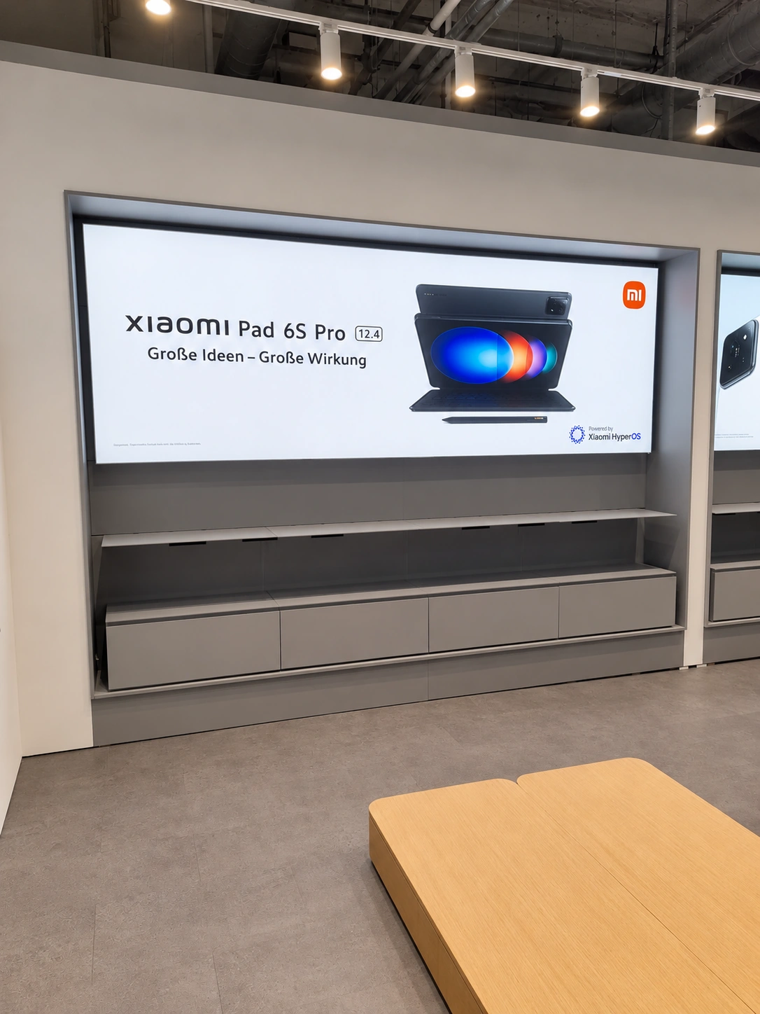 Xiaomi — view 04